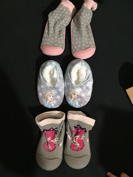 3x ponozkove papucky, 19