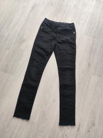 Elastické rifle, h&m,134