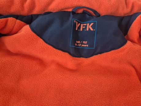 Vetrovka yfk 146/152, 146