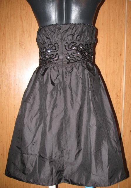 Elegantné šaty v. 40/42, 40