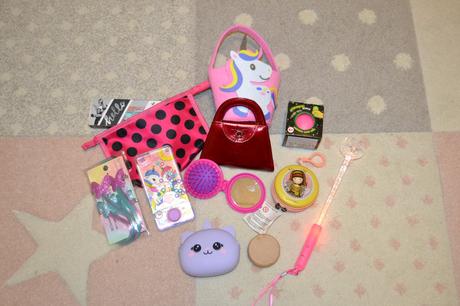 Dievčenské hračky a potreby 12 ks, 