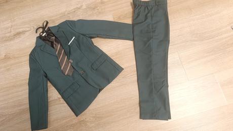 Oblek pre chlapca, 122 / 128