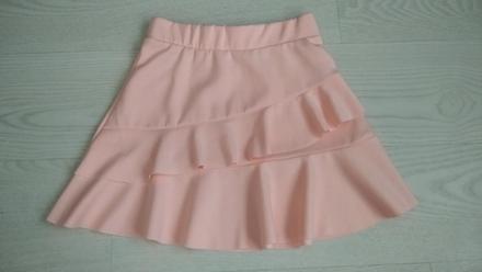 Sukňa marhulovej farby, pepco,146