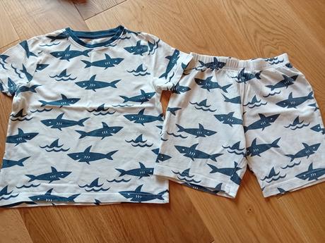 Chlapčenské pyzamo vel. 110, f&f,110