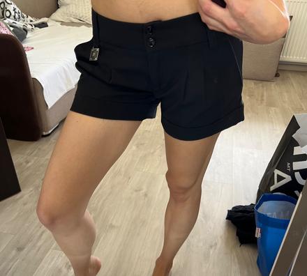 Čierne dámske šortky, s
