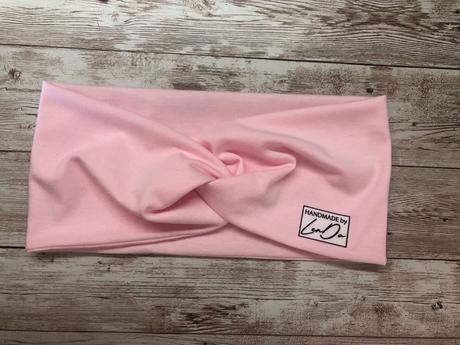 Korunka , celenka a čiapka, 86 - 146