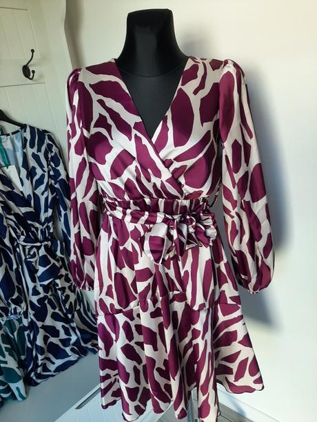 Elegantné šaty, 36 - s