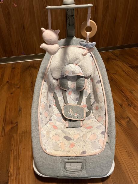 Hojdacie kresielko ingenuity, 