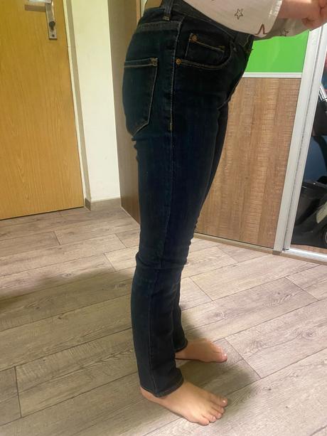 Dievčenske rifle, reserved,134