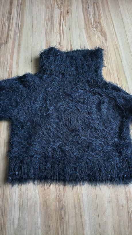 Crop top sveter -rolák, 152