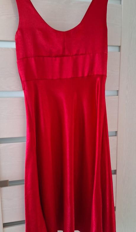 Šaty veľkosť 38-40, 38