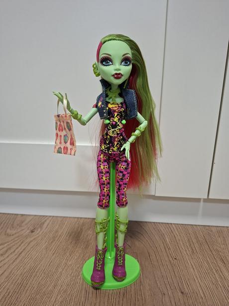 Monster high venus,