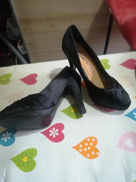 Čierne lodičky veľ. 36 už aj s poštou, 36