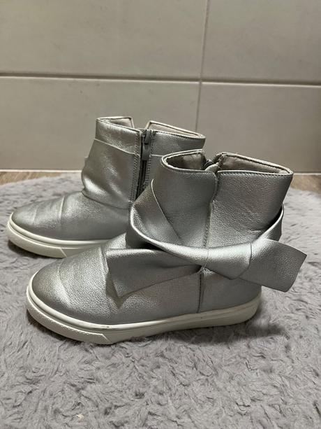 Prechodne čižmičky, sinsay,30