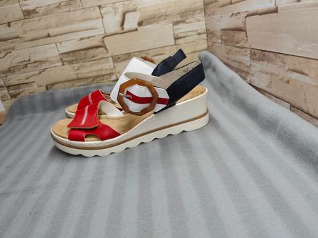 Rieker 42 - dámske sandále na platforme, rieker,42