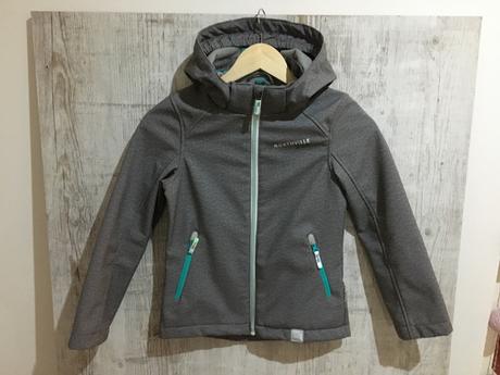 Nepremokava vetrovka, c&a,134