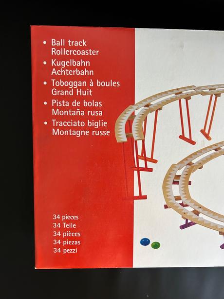 Goki- drevená guličkova draha,