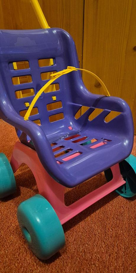 Kočík pre bábiku, 