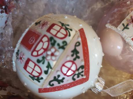 Ručné maľované sklenené gule,