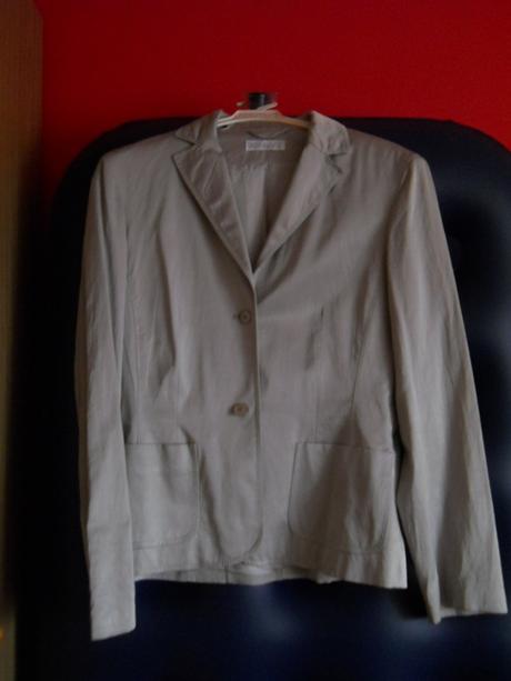 Strieborné sako, 36
