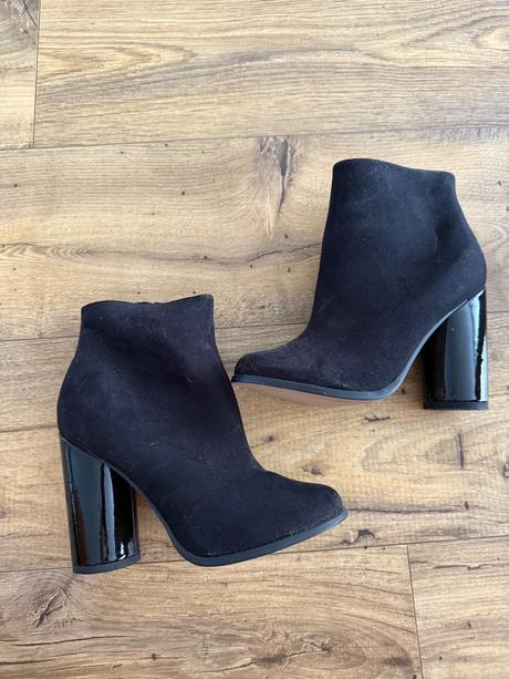 Kotnikove čižmičky, 37