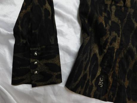 Luxusna košelova strečova bluzka, 44