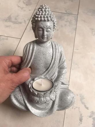 Svietnik na čajovú sviečku,