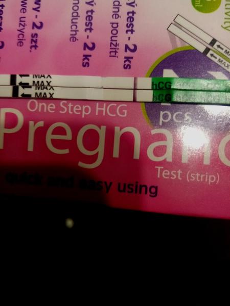 Tehotenský test s dvoma ružovými čiarkami