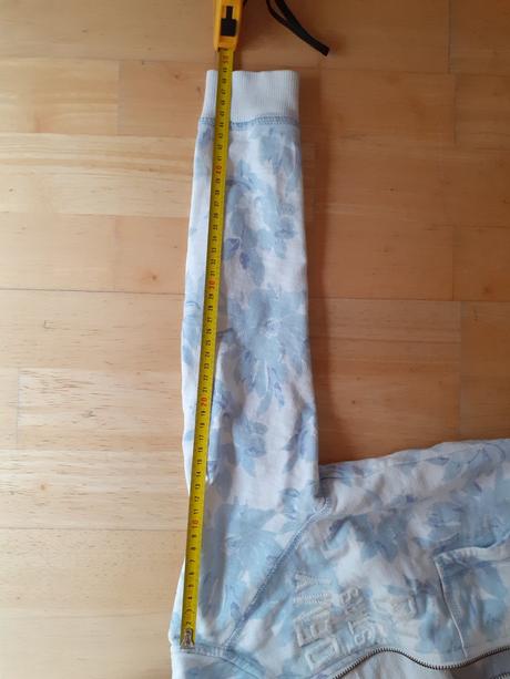 Mikina next, pridávam aj blúzku h&m, next,122