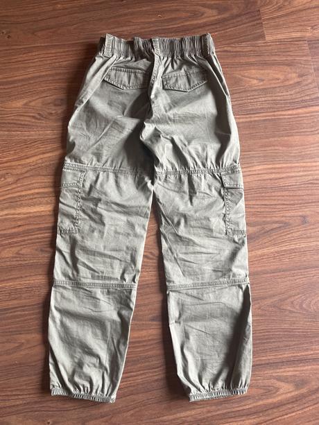 Lahké nohavice, abercrombie&fitch,152