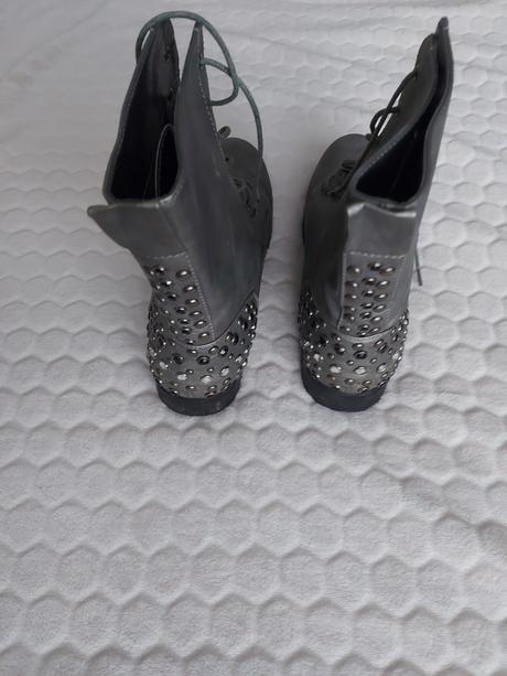 Prechodné topánky-zn.modeqeen, 41