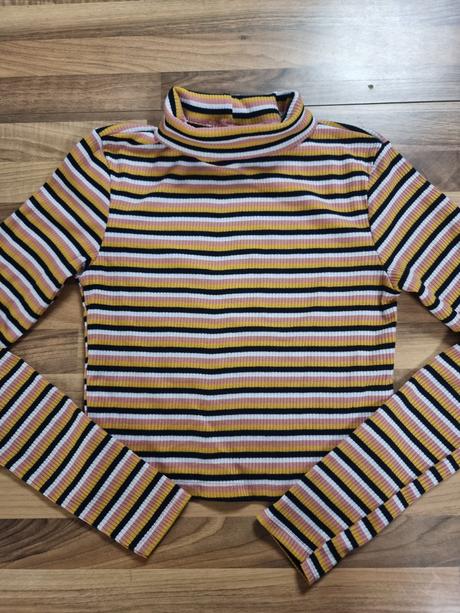 Trická a crop topy, bershka,xs