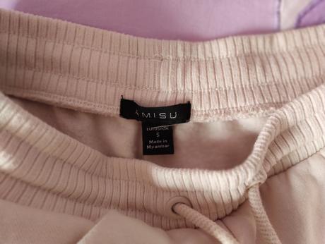 Málo nosené tepláky, amisu,s