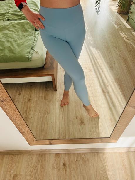 Skvelé legíny značky oysho comfortlux, s