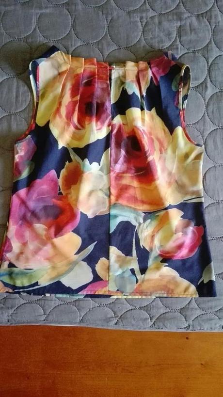 Kvetinový kvalitný top, m