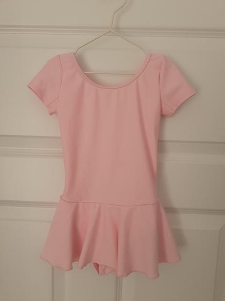 Baletný trikot so sukničkou decathlon 116, domyos,116