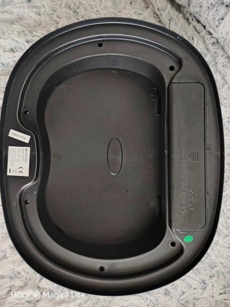 Bezdotykovy smetný kos, 