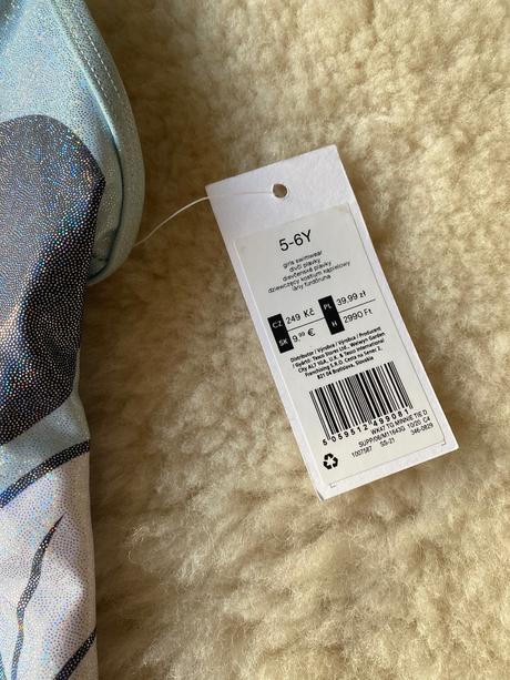 Plavky minnie v 110 nove c 8, f&f,110