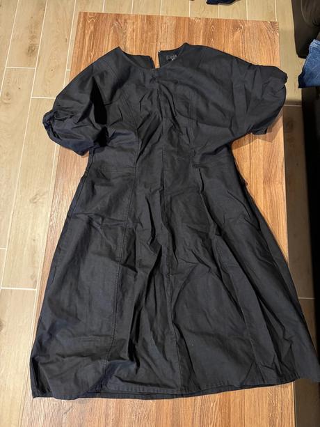 Cos čierne pevné šaty s balónovými rukáv, cos,xl