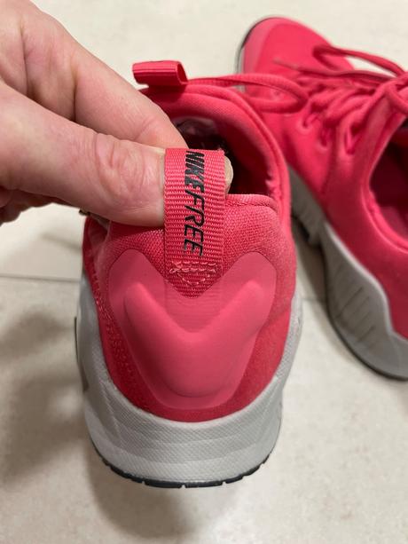 Tenisky nike free na telesnu, nike,38