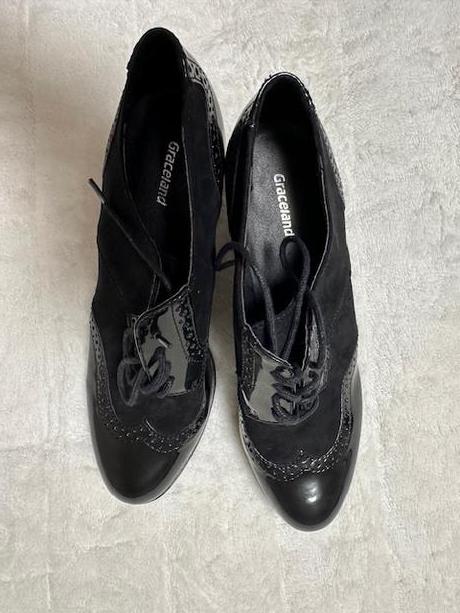 Čierne semišovo lakované topánky na šnurovanie, graceland,39