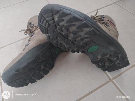 Vibramy trekové topánky, olang,39