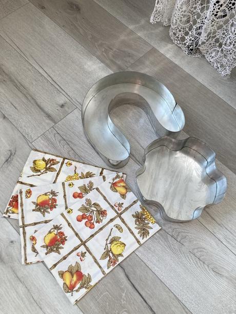 Formy na pečenie podkova / kvietok, 