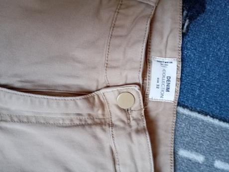 Nohavice so zipsami, 152