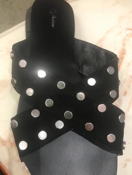 Šlapky zn amisu, 38