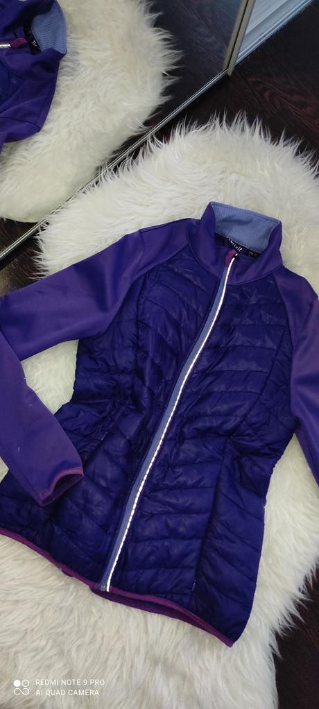 Bunda s reflexnými prvkami, 158