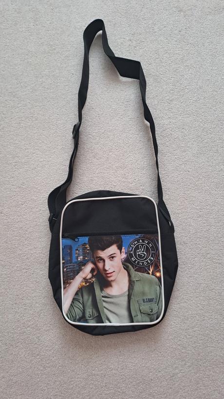 Taška cez plece shawn mendes,