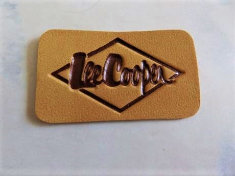 Nášivky - malý materiál,