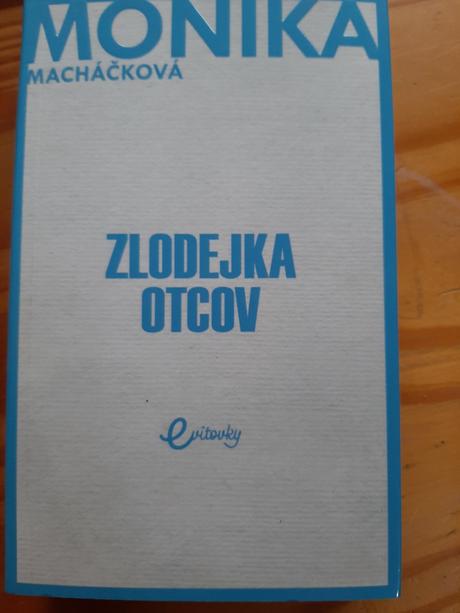 Predám knihu od moniky macháčkovej-evitovka., 