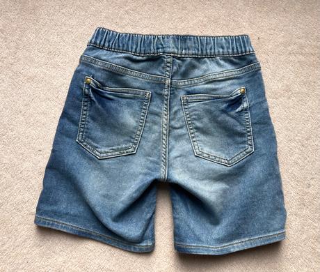 Kraťase s reguľ. pásom z elastickej rifľoviny, lindex,122